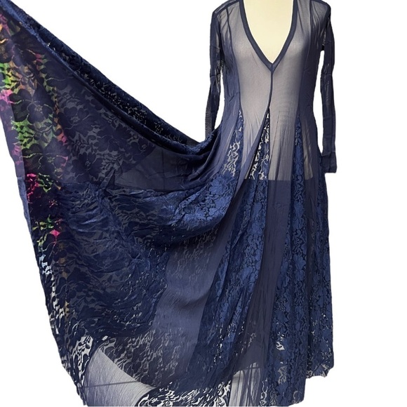 We are HAH Mama C Dress Night Navy Lace Sheer Panel Maxi Dress Small (oversized) - Picture 8 of 11